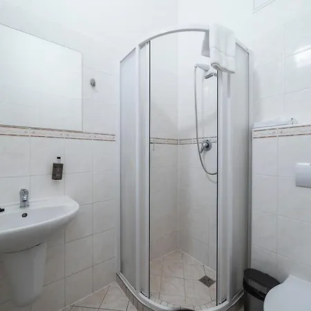 Family With 2 Bedrooms For Up To 4 People Apartmán *